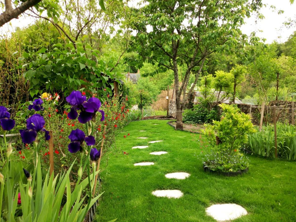 Le Petit Jardin Yoyo Hotel Monts Kültér fotó