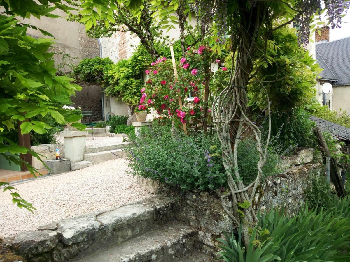 Le Petit Jardin Yoyo Hotel Monts Kültér fotó