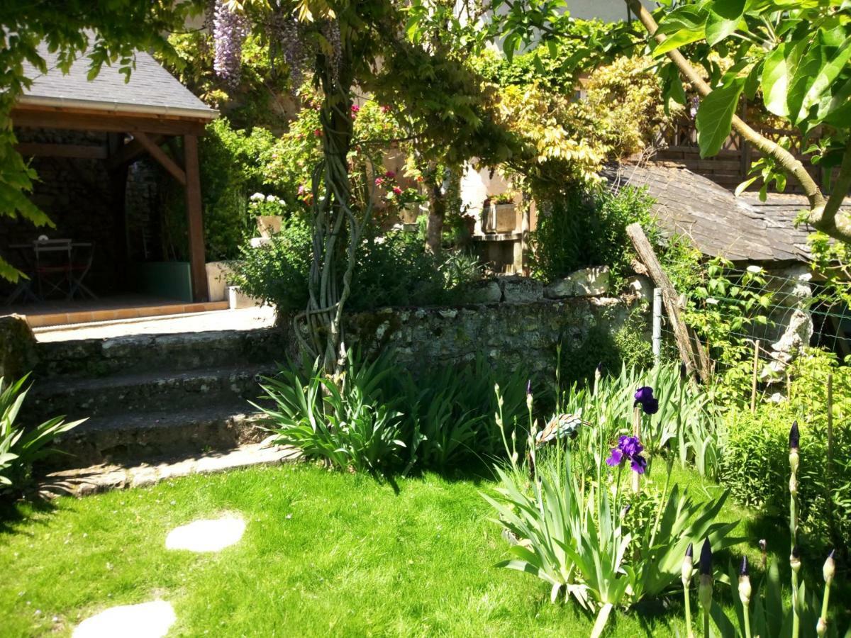Le Petit Jardin Yoyo Hotel Monts Kültér fotó